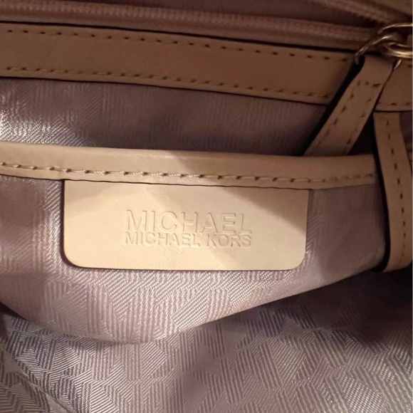 Tote - Picture 3 of 3